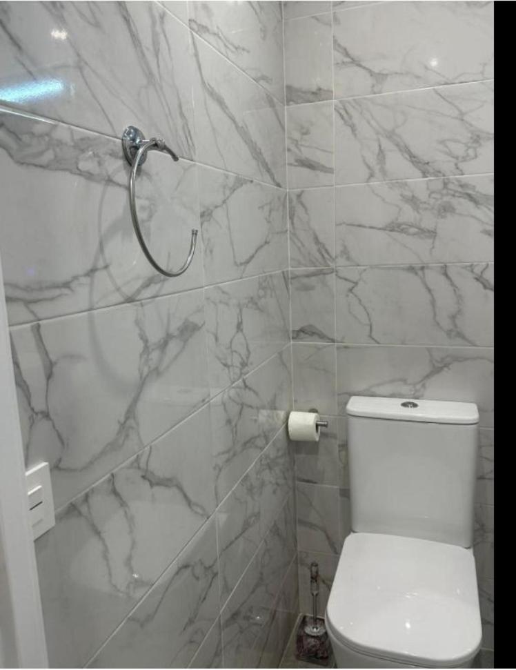Estupendo Piso A 5 Min De La Estacion De Bus Y Tren Maria Zambrano Apartment Malaga Exterior photo